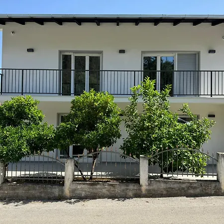 Frane-apart - Ciovo * Τρογκίρ